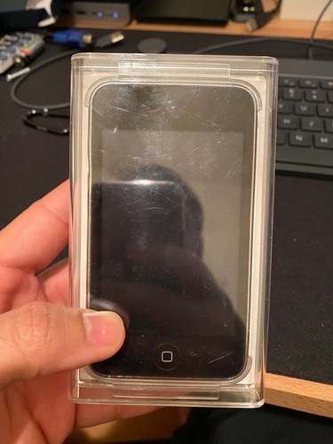 Apple ipod touch 2nd - touch, 8gb